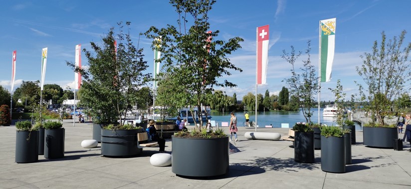 Stadt-Insel beim Kursschifffahrtshafen Stadt-Insel beim Kursschifffahrtshafen